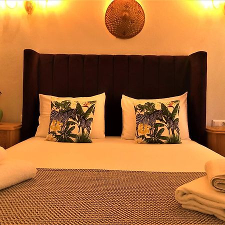 Smyrna Uzuncarsi Apartment คาช ภายนอก รูปภาพ