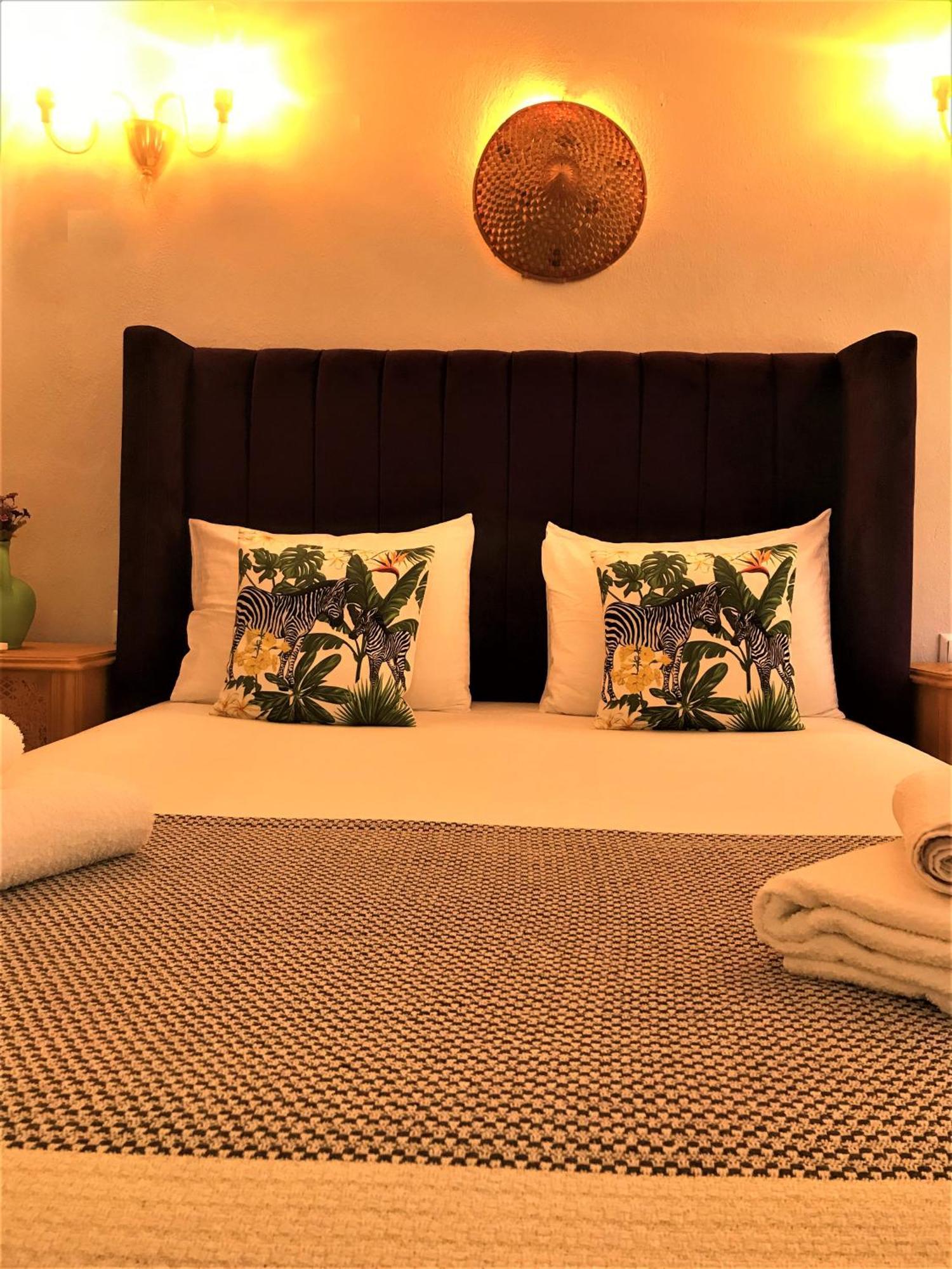 Smyrna Uzuncarsi Apartment คาช ภายนอก รูปภาพ